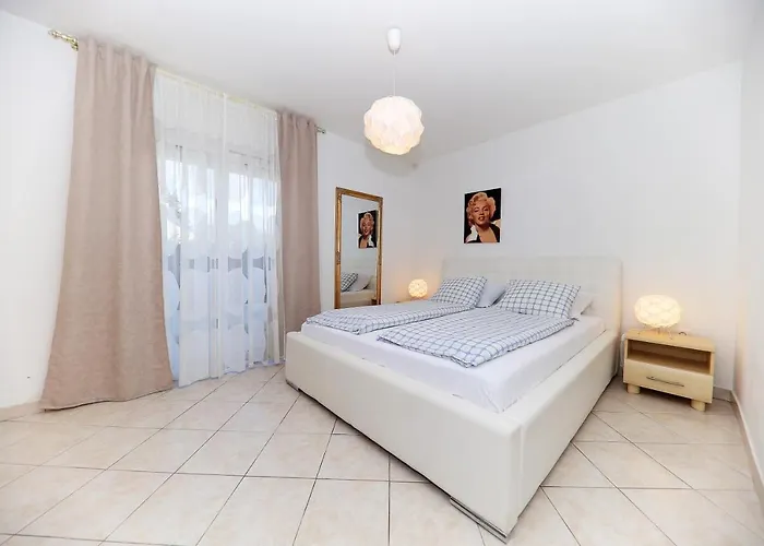 Sonja By Adex Travel Appartement
