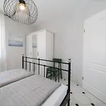 Sonja By Adex Travel Appartement