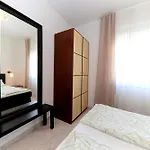 Sonja By Adex Travel Appartement