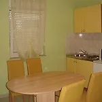 Sonja By Adex Travel Appartement