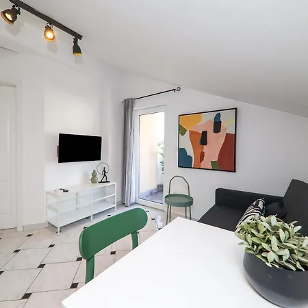 Apartament Sonja *